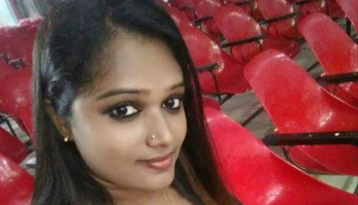 পুরুষাঙ্গের স্বাভাবিক মাপ কত হওয়া উচিত? কত ইঞ্চি হলে বউকে পর্যাপ্ত সুখ দেয়া যায় ? ছেলেরা অবশ্যই পড়ুন